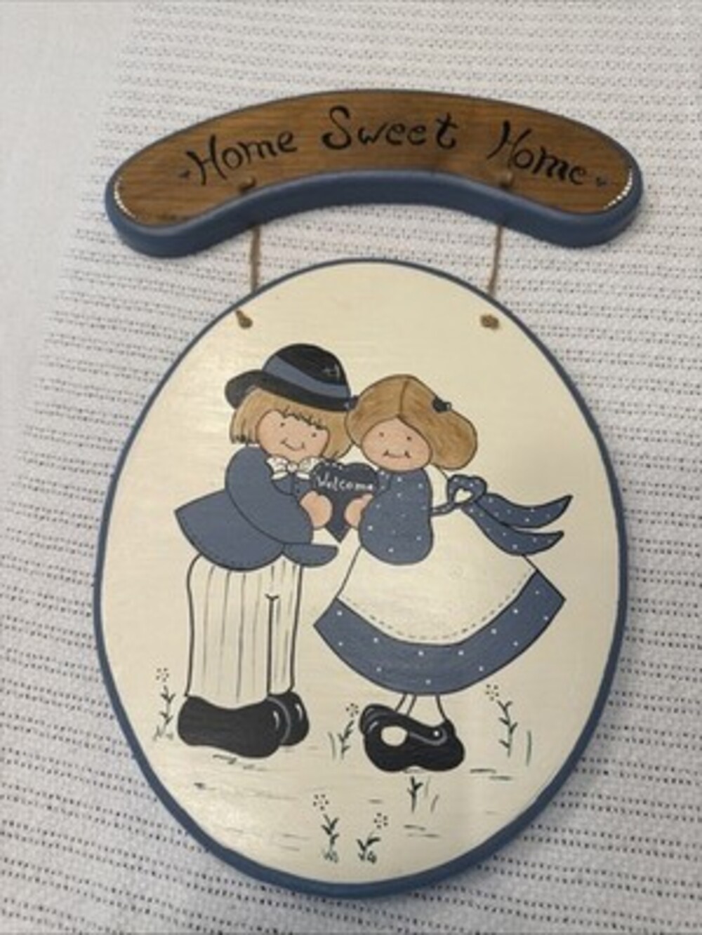 Vintage Wooden Home Sweet Home/Welcome Hanging Wall Plaque Heart  Cottagecore